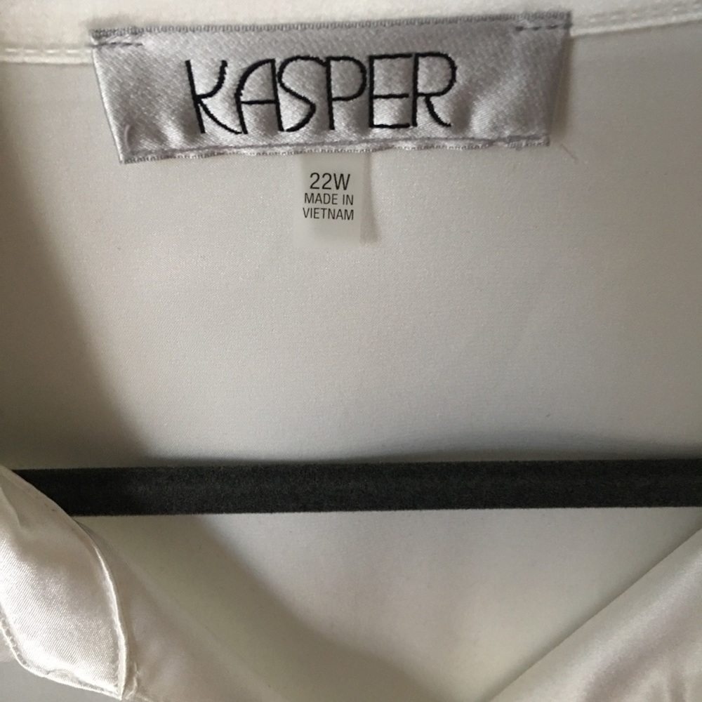 Women’s kasper silk shirt button up - Picture 2 of 2